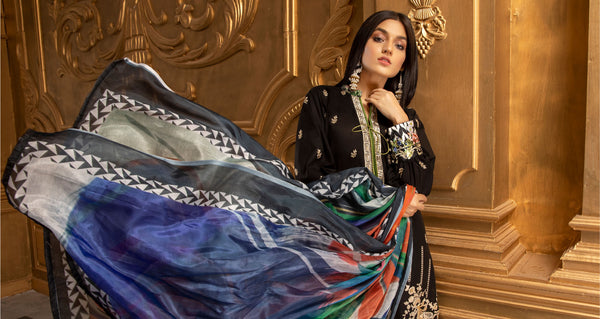 What is a Pakistani Dress?