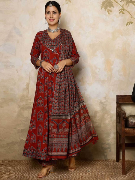 Kurti - Thread Work Kurta Set