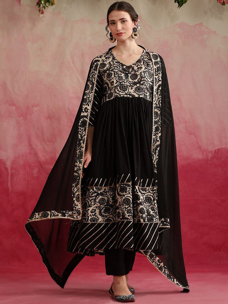 Kurti - V-Neck Anarkali Kurta Set