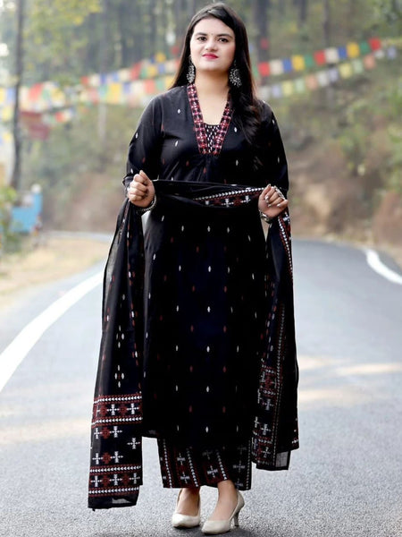 Kurti - Floral Embroidered Kurta Set