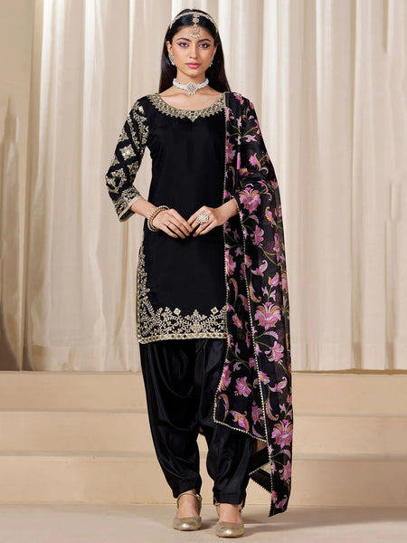 Punjabi Salwar Kameez - Black Silk Embroidered Punjabi Suit